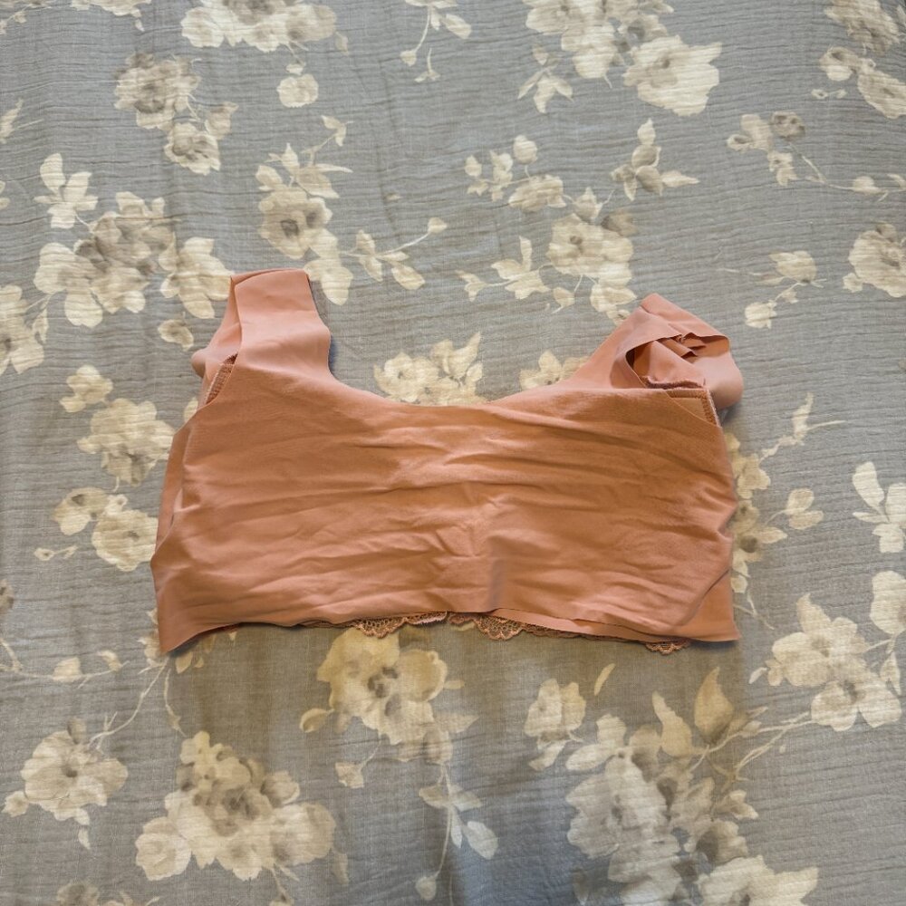 Abercrombie & Fitch Pink Lace Bralette - NWOT - Picture 3 of 4